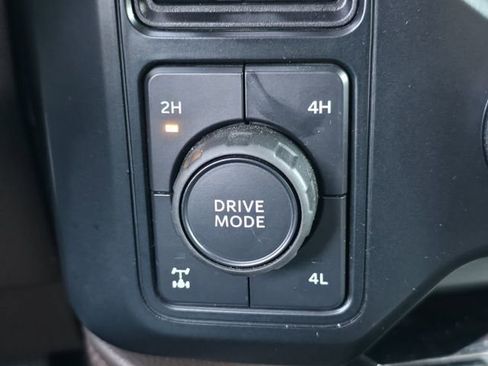 Used 2023 Ford F350 King Ranch w/ FX4 Off-Road Package image 19