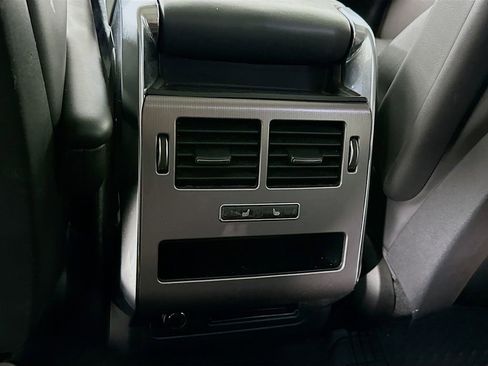 Used 2014 Land Rover Range Rover Sport HSE image 33