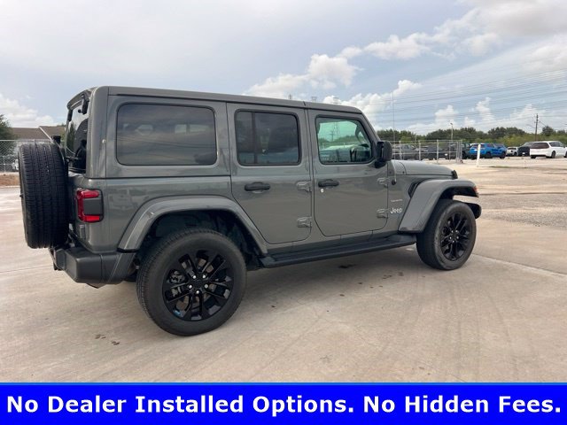 Used 2023 Jeep Wrangler Unlimited Sahara w/ Dual Top Group AWD/4WD image 5