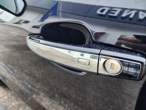 Used 2021 Buick Encore Preferred image 16