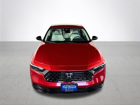 Used 2025 Honda Accord SE image 3