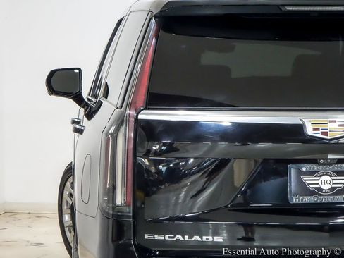 Used 2022 Cadillac Escalade ESV Premium Luxury AWD/4WD image 8
