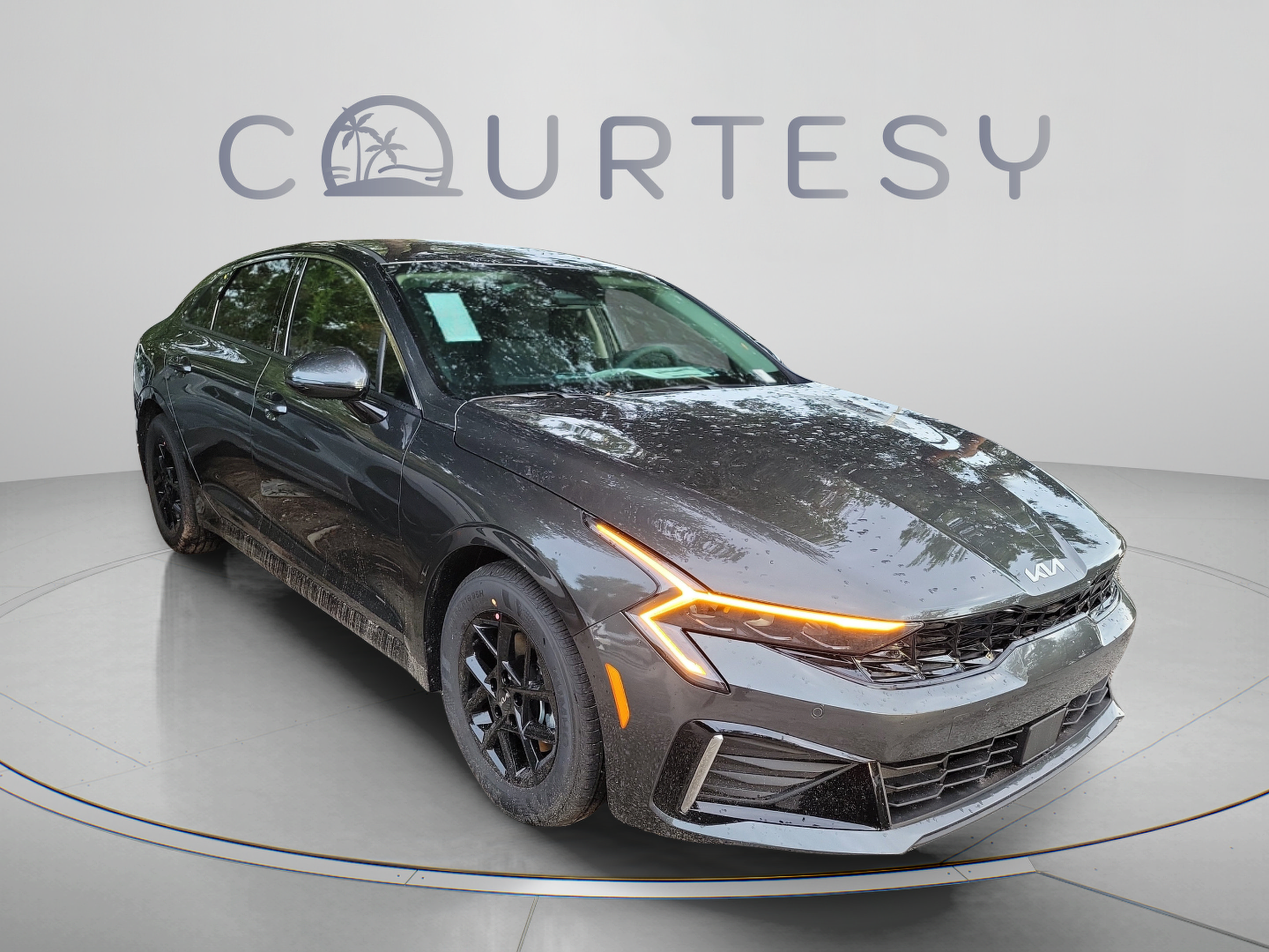 New 2026 Kia K5 LXS FWD image 3