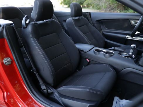 Used 2015 Ford Mustang Convertible w/ Equipment Group 051A RWD image 24