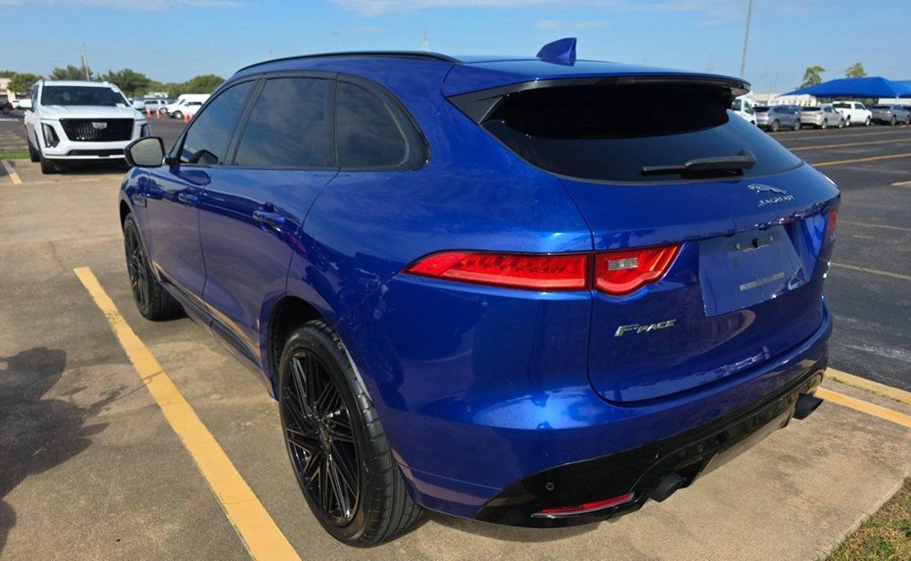 Used 2019 Jaguar F-PACE S AWD/4WD image 6