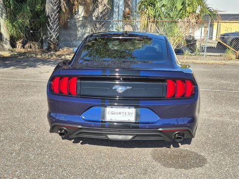 Used 2020 Ford Mustang Premium w/ Equipment Group 201A RWD image 7