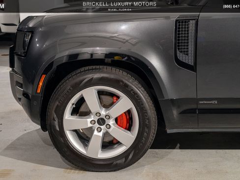 Used 2024 Land Rover Defender 110 X AWD/4WD image 45