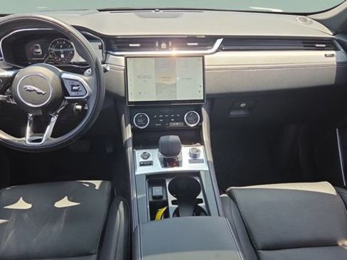Used 2026 Jaguar F-PACE R-Dynamic S AWD/4WD image 16