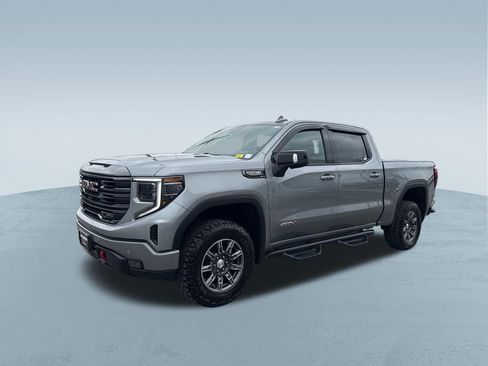 Used 2024 GMC Sierra 1500 AT4 w/ AT4 Preferred Package image 8