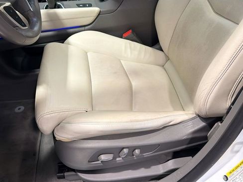 Certified 2017 Cadillac XT5 Premium Luxury w/ Driver Assist Package image 19