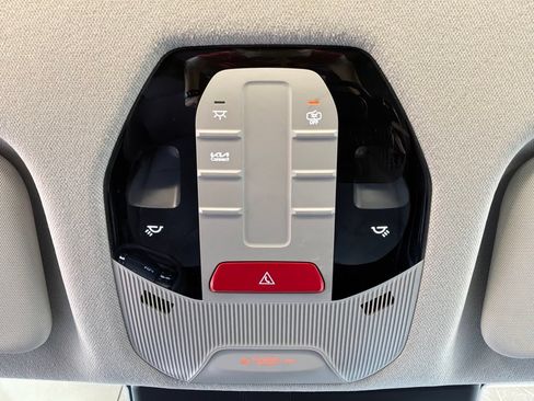 Used 2025 Kia K4 FWD image 16