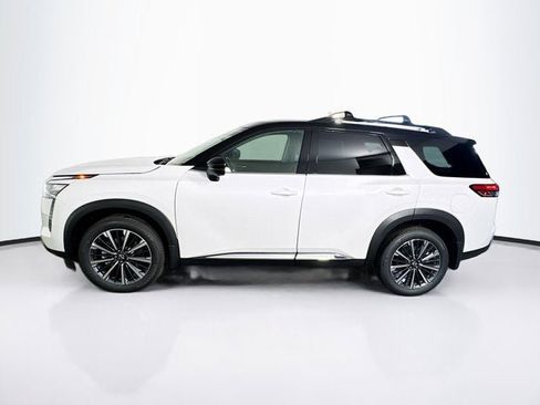 New 2026 Nissan Pathfinder Platinum w/ Cargo Package AWD/4WD image 8