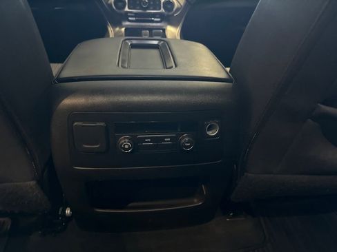 Used 2017 GMC Yukon SLE w/ SLE Value Package AWD/4WD image 21