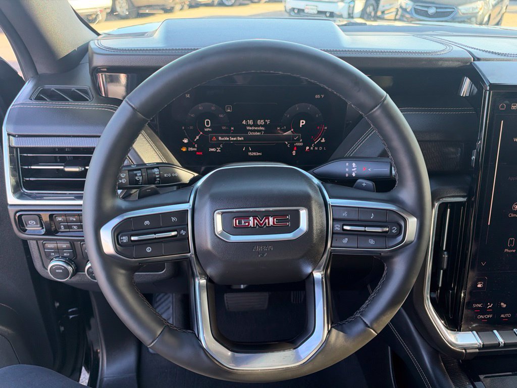 Used 2025 GMC Yukon Elevation w/ LPO, Elevation Black Package AWD/4WD image 14