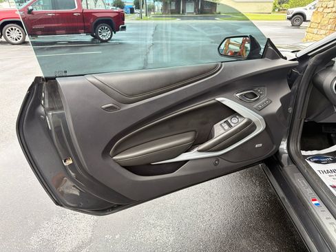 Used 2016 Chevrolet Camaro LT RWD image 2