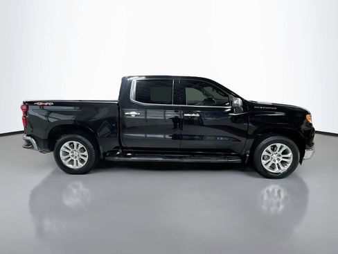 Used 2024 Chevrolet Silverado 1500 LTZ AWD/4WD image 4