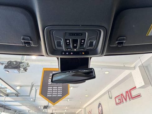 Certified 2024 GMC Sierra 1500 Denali image 26