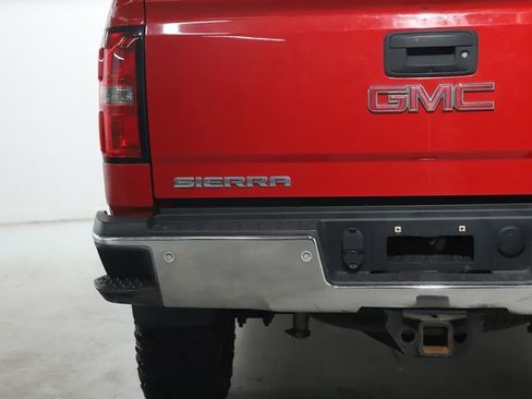 Used 2015 GMC Sierra 2500 SLE w/ SLE Preferred Package image 16