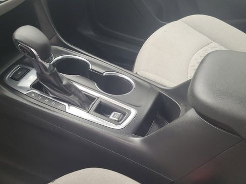 Used 2024 Chevrolet Equinox LS AWD/4WD image 26