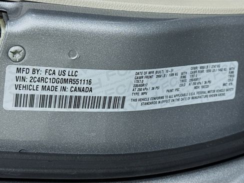 Used 2021 Chrysler Voyager Lxi FWD image 72
