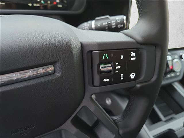 Used 2026 Land Rover Defender 110 X-Dynamic SE AWD/4WD image 19