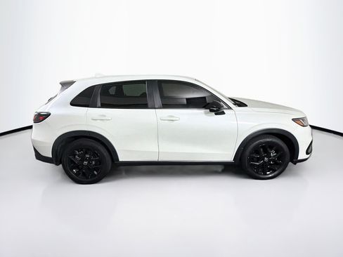 Used 2023 Honda HR-V Sport image 10