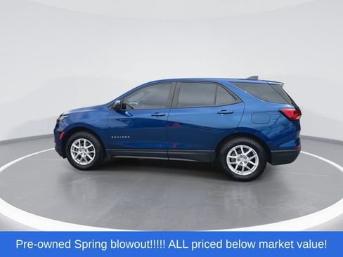 Used 2022 Chevrolet Equinox LS AWD/4WD image 5