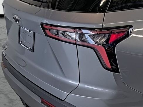 New 2026 Chevrolet Equinox LT w/ Convenience Package II FWD image 15