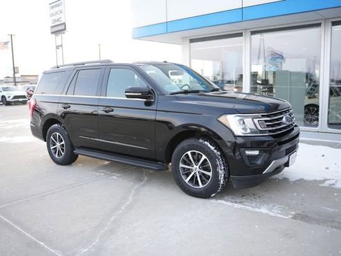 Used 2018 Ford Expedition XLT w/ Equipment Group 201A image 28