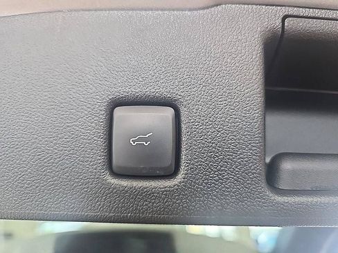Used 2024 Ford Escape Active AWD/4WD image 30