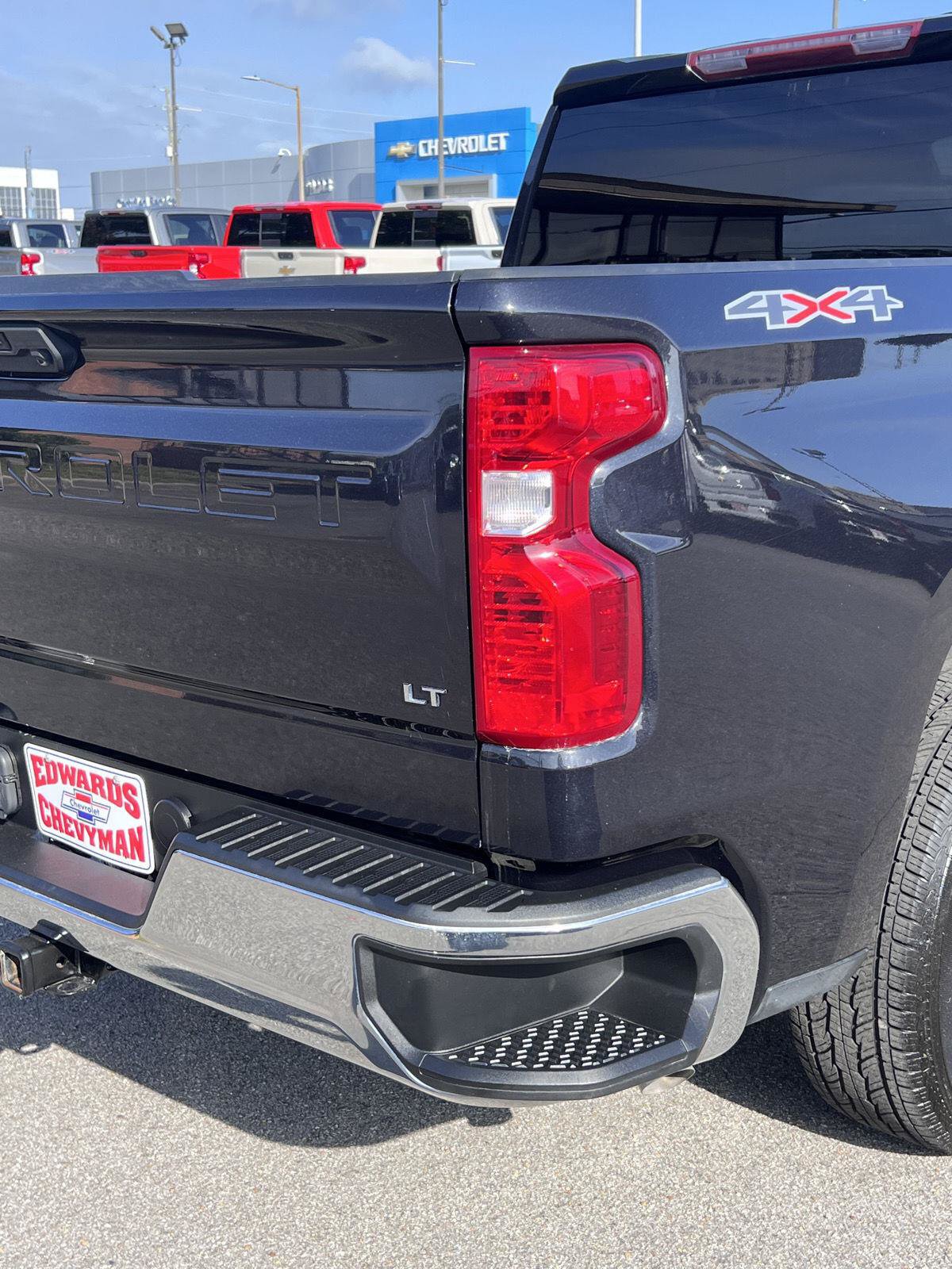Used 2023 Chevrolet Silverado 1500 LT w/ Protection Package AWD/4WD image 37
