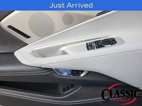 Used 2024 Chevrolet Corvette Stingray w/ Z51 Performance Package image 35