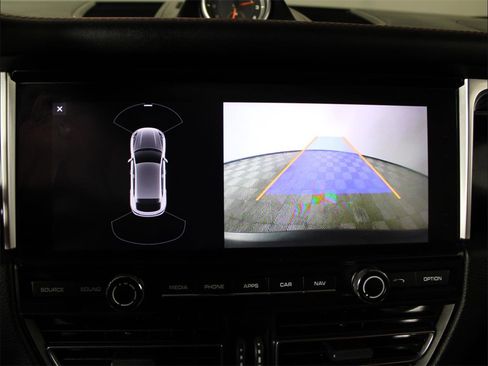 Used 2019 Porsche Macan S image 20