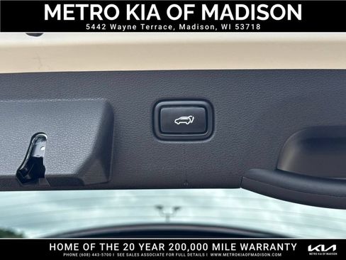 Used 2026 Kia Sportage EX FWD image 39