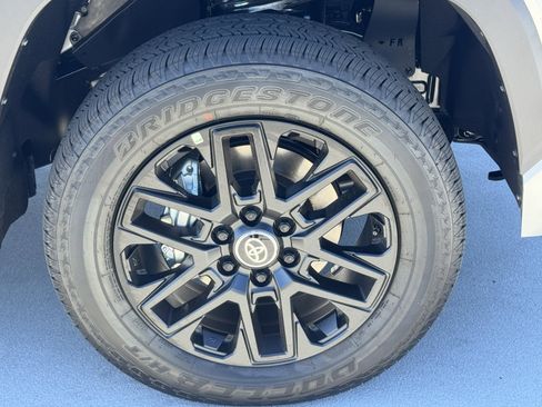 New 2026 Toyota Tundra SR5 image 15