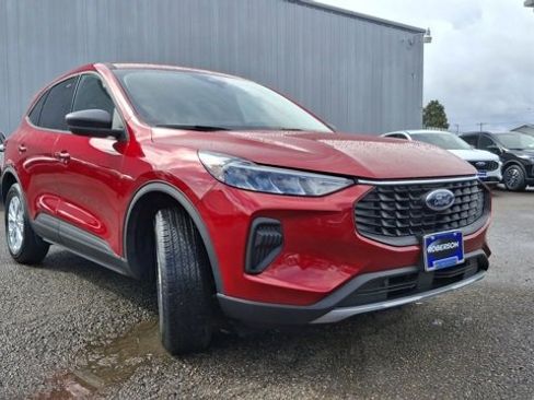 Used 2025 Ford Escape Active w/ Tech Pack #1 image 7