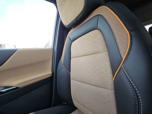 New 2026 Chevrolet Equinox ACTIV w/ Convenience Package III image 47