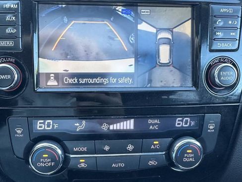 Used 2014 Nissan Rogue SL w/ SL Premium Package AWD/4WD image 20