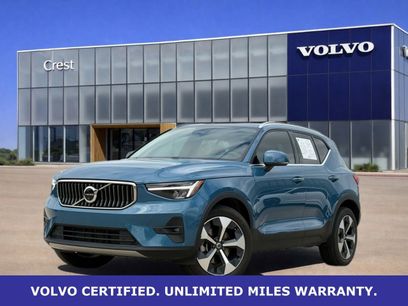 Certified 2025 Volvo XC40 B5 Plus