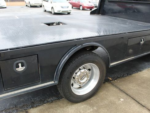 Used 2022 Ford F450 Lariat w/ Lariat Value Package image 14