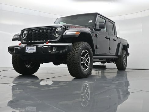 New 2025 Jeep Gladiator Rubicon w/ Convenience Group image 47