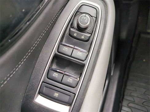 Used 2022 Subaru Outback Limited image 25