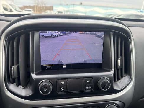 Used 2022 Chevrolet Colorado ZR2 AWD/4WD image 21