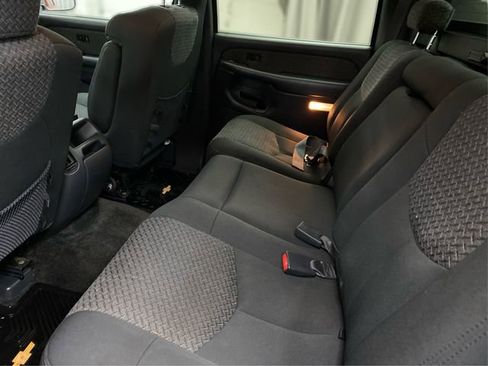 Used 2002 Chevrolet Avalanche 4x4 w/ Off-Road Suspension Pkg image 10