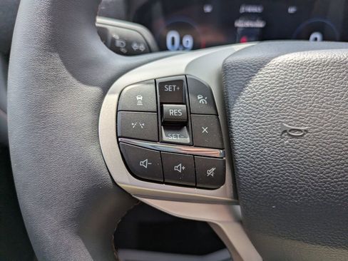 New 2026 Ford Explorer Active w/ Active Comfort Package AWD/4WD image 16