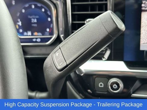 Used 2024 Chevrolet Silverado 1500 LT AWD/4WD image 9