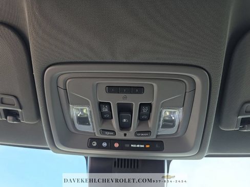 Used 2025 Chevrolet Silverado 1500 LT Trail Boss w/ LT Trail Boss Premium Package AWD/4WD image 24