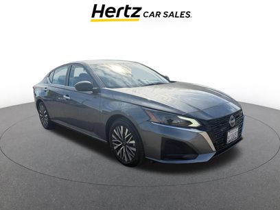 Used 2024 Nissan Altima 2.5 SV