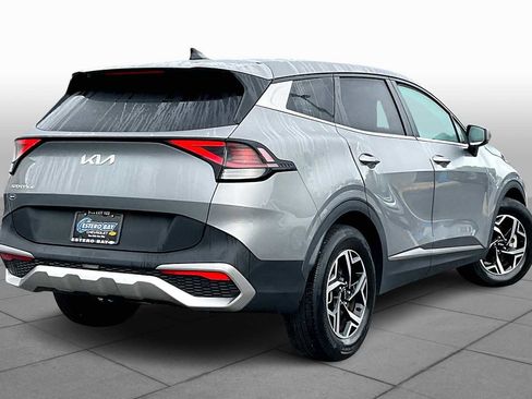 Used 2023 Kia Sportage LX image 12