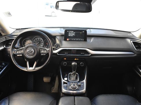 Used 2018 MAZDA CX-9 Touring w/ Touring Premium Package image 33